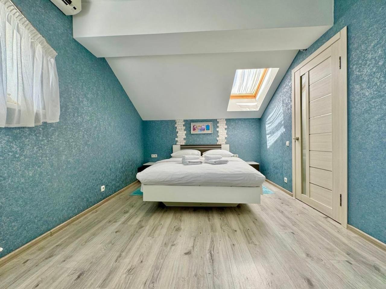 Apartpoltava Ексклюзивна Мансарда З Виходом На Дах, Новобудова, Led Дзеркало Корпусний Парк Exteriér fotografie
